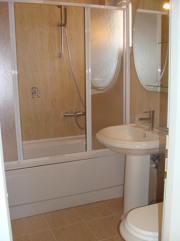 Apartments Danilo Kazanegra Ilha Ilha Sveti Stefan Quarto foto